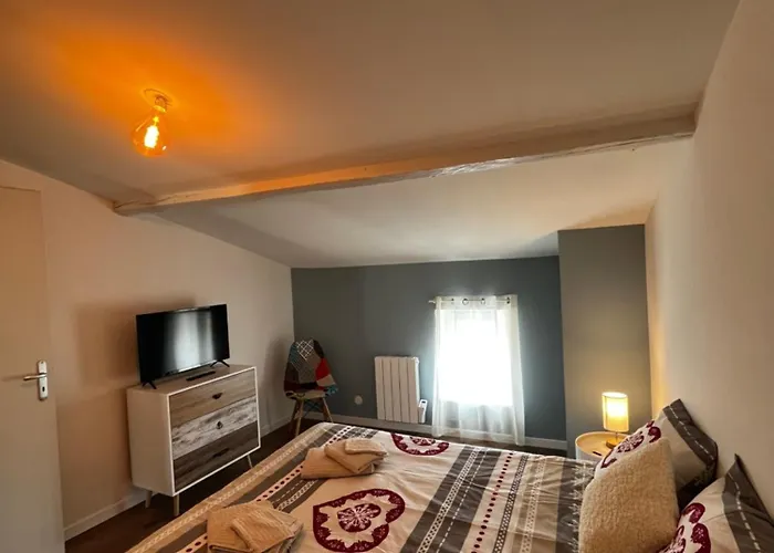 La Maison Castelpontine T4
